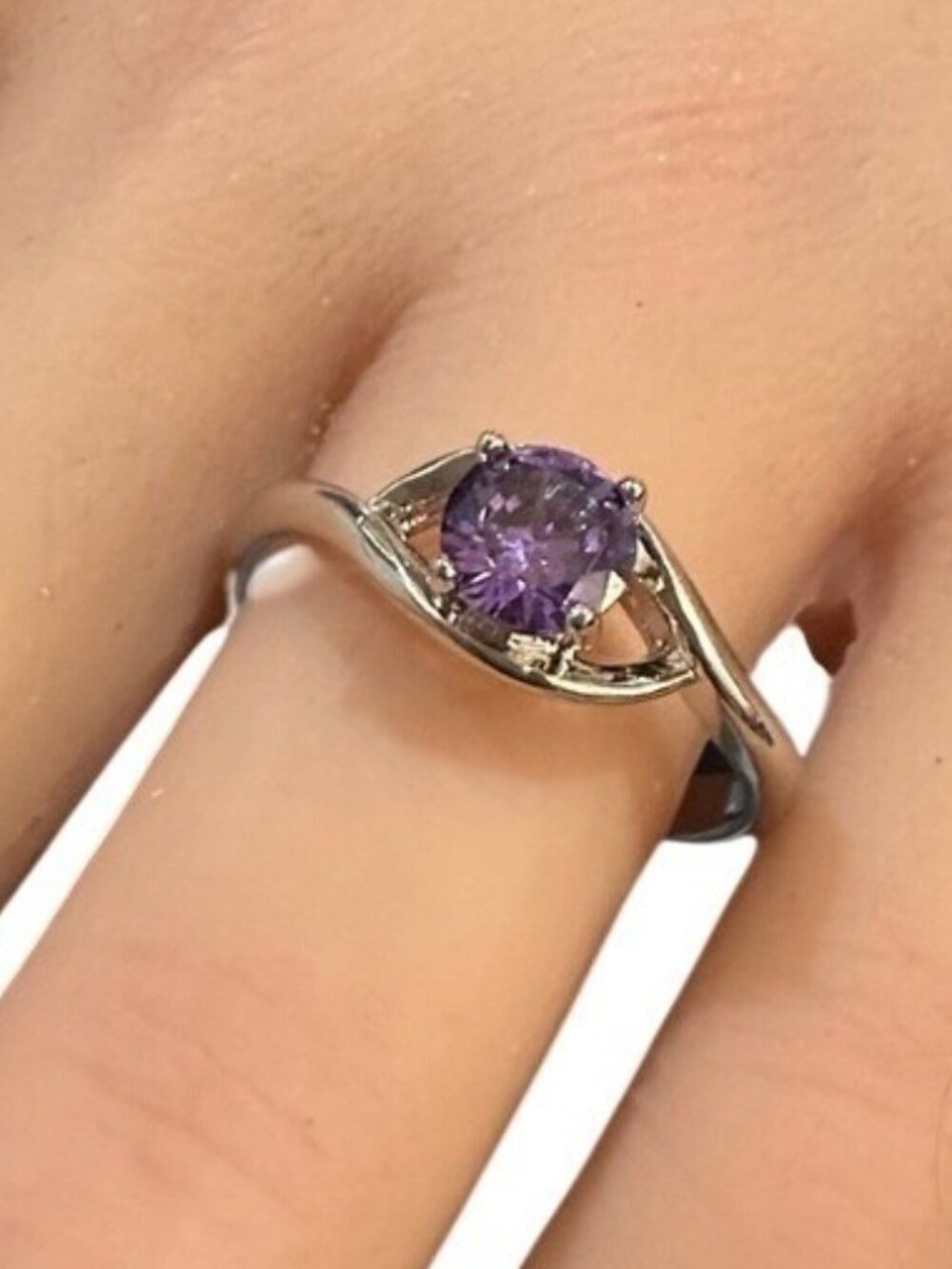 Vintage Amethyst Ring Silver Tone Purple Center Size 9 Womens Jewelry Gift